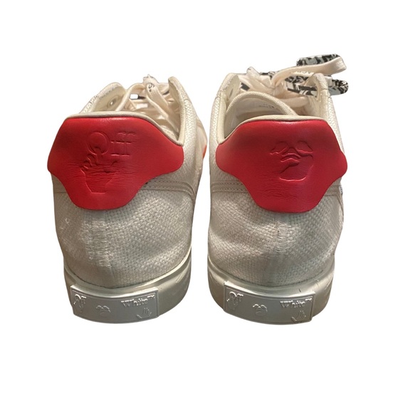 Off-White Vulcanized low-top sneakers - Picture 9 of 13